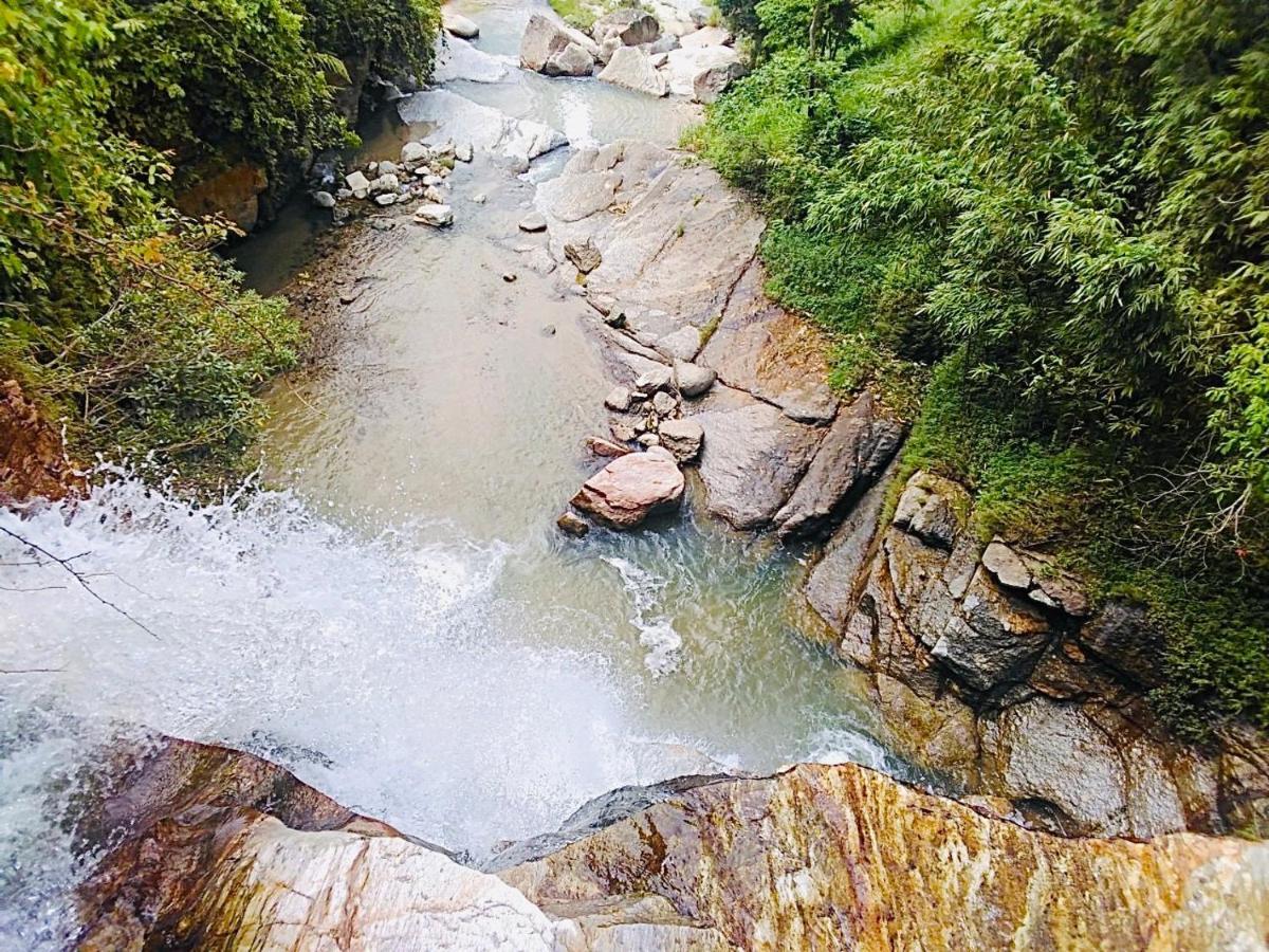 Nam Ly Retreat Hotel Ha Giang Luaran gambar
