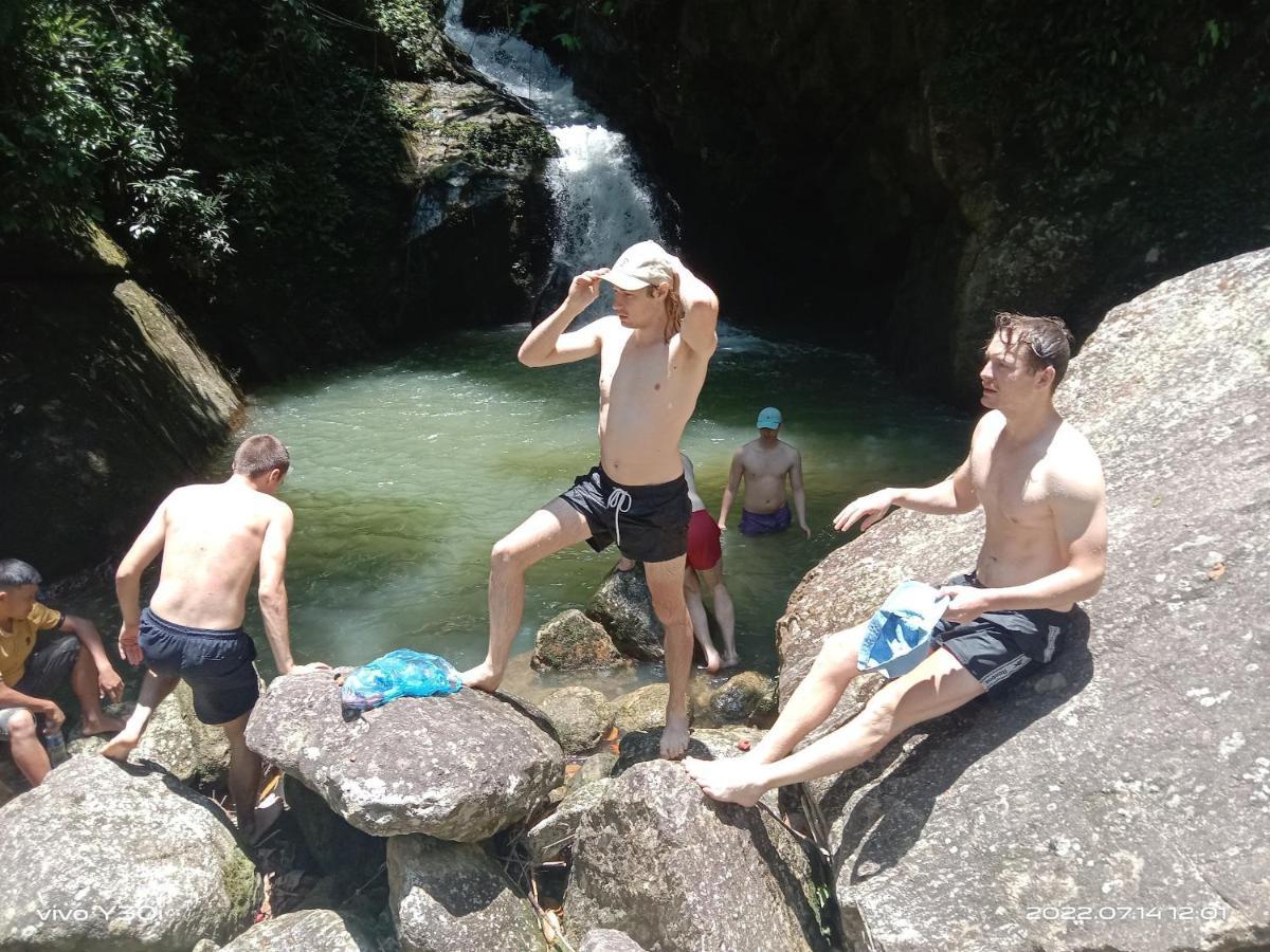 Nam Ly Retreat Hotel Ha Giang Luaran gambar